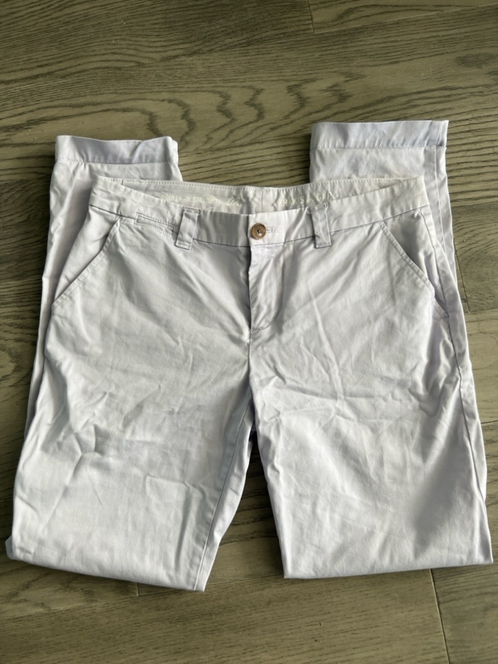 Women’s GAP Broken in khakis.